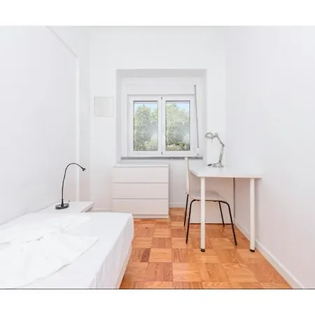 Houze_4 Flat In Centre Near Zoo Διαμέρισμα *